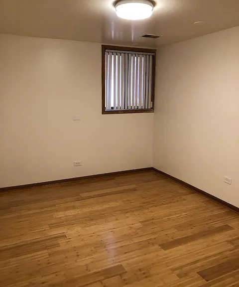 739 S Claremont Ave — Photo 3
