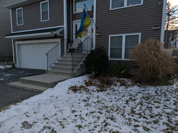 26 Hancock St, Worcester, MA 01606