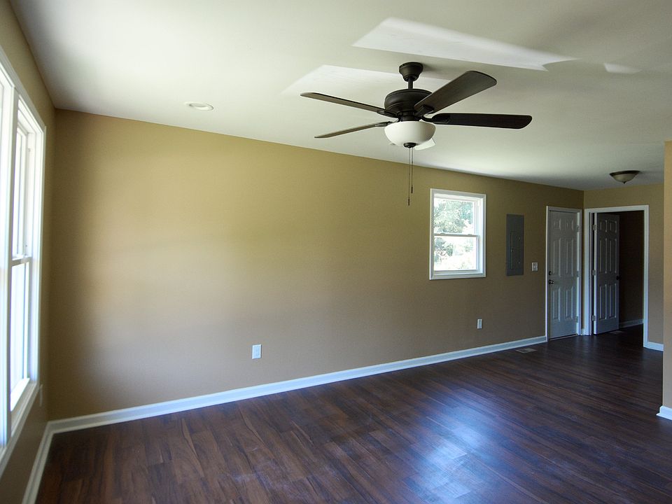 1st image of 2741 Old Matthews Rd
