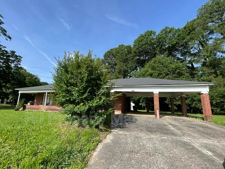 3831 Egypt Central Rd — Photo 2