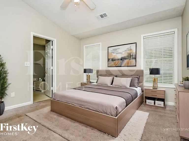 319 Hills Point Rd — Photo 9