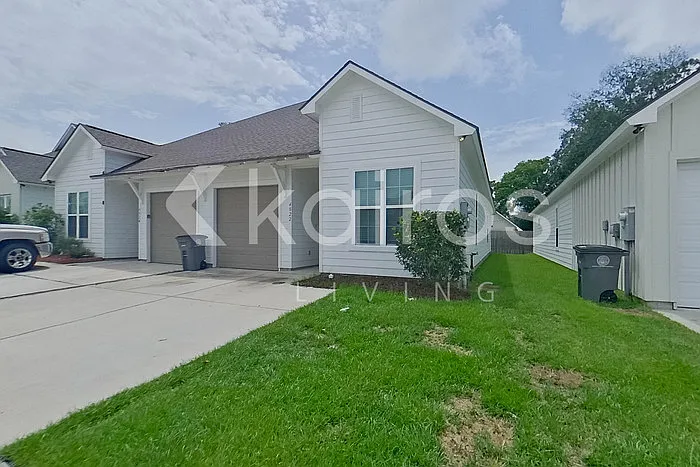 3 bed, 2.0 bath, 1505 sqft, $1,925 — Photo 3