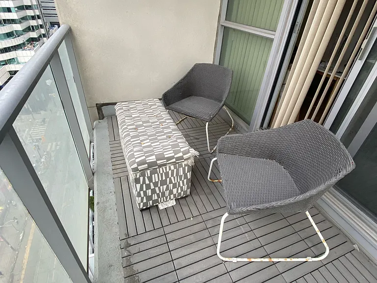 375 King St W #1108 — Photo 7
