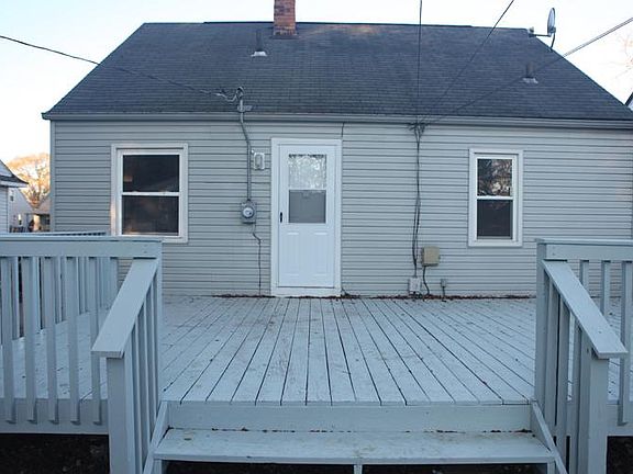 3rd image of 26440 Wolverine St