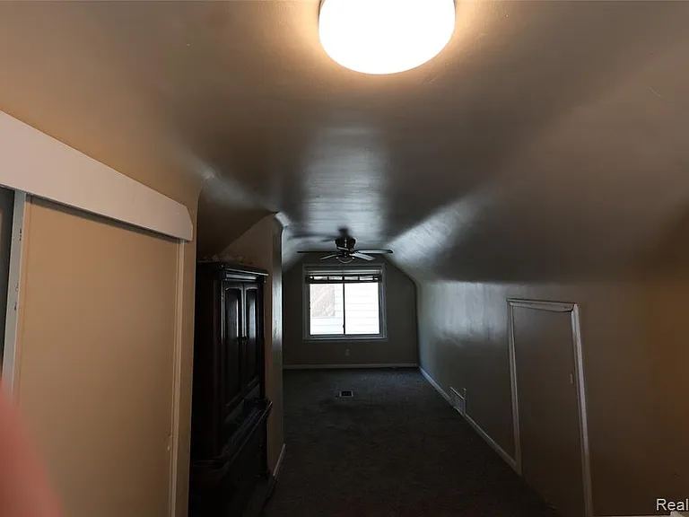 27226 Lawnwood St — Photo 11
