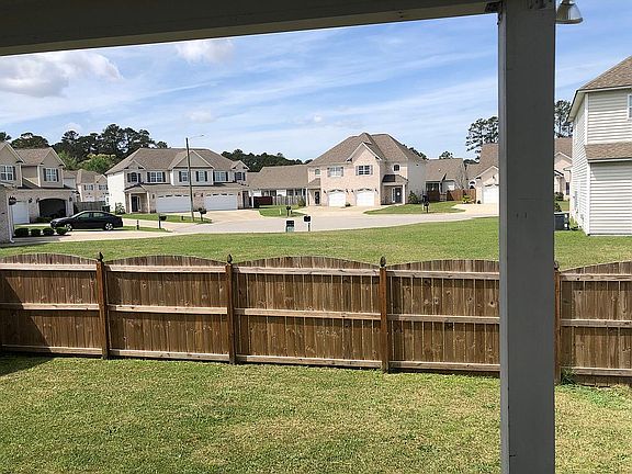 5th image of 1700 Brook Hollow Dr #B