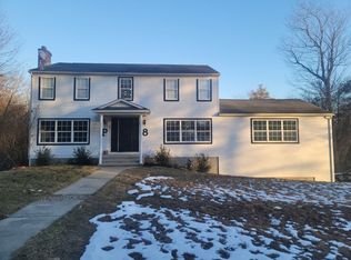 8 Sanfred Rd, Leicester, MA 01524