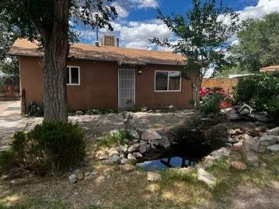 5905 Tokay St NE, Albuquerque, NM, 87107