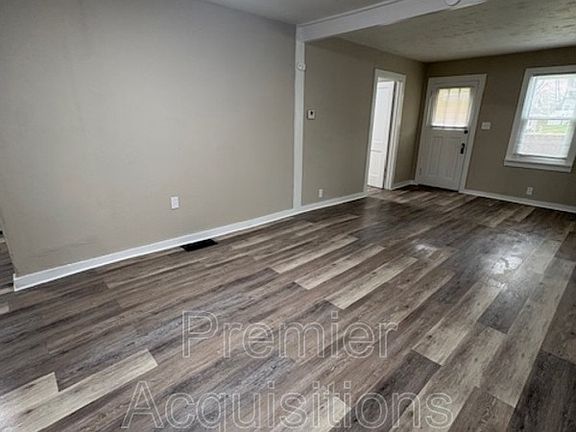 3rd image of 507 Porter St