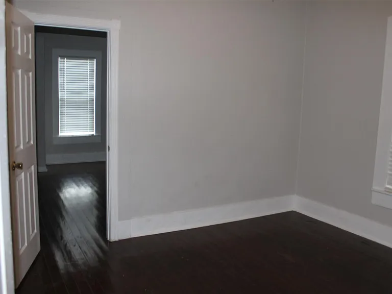 402 Granberry St — Photo 11