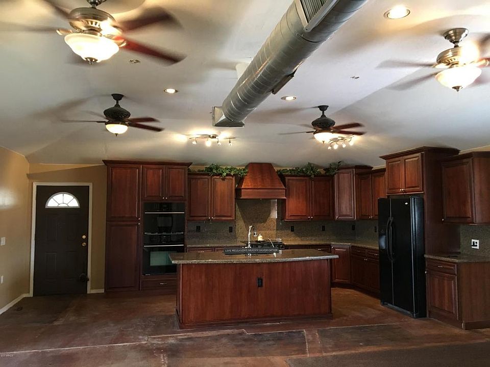 1st image of 211 E La Canada Blvd