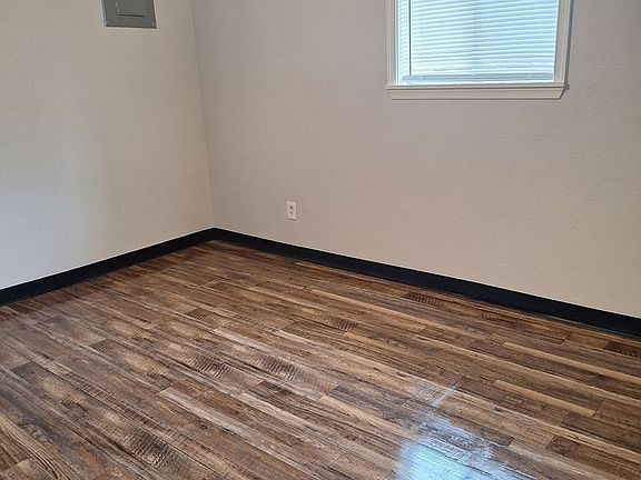 3rd image of 1805-1813 Y St S #4