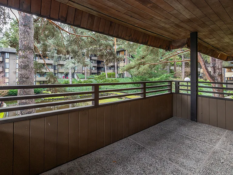Executive Estates — Photo 27