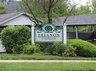 7515 Triwoods Dr APT D, Saint Louis, MO 63119