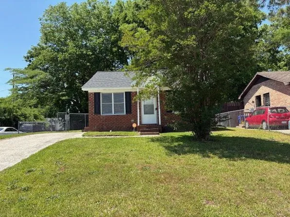 1612 S Greene St, Greenville, NC 27834