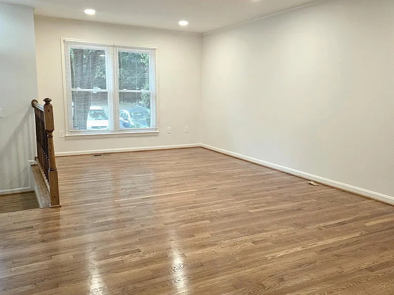 10617 Pine Haven Ter — Photo 5