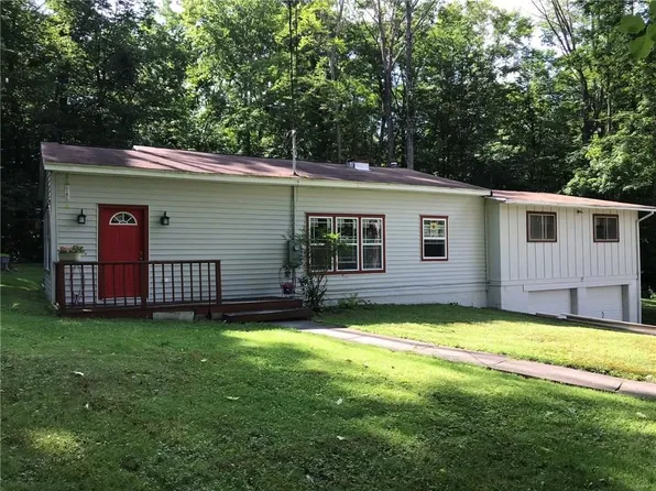 1595 Bunce Rd, Frewsburg, NY 14738