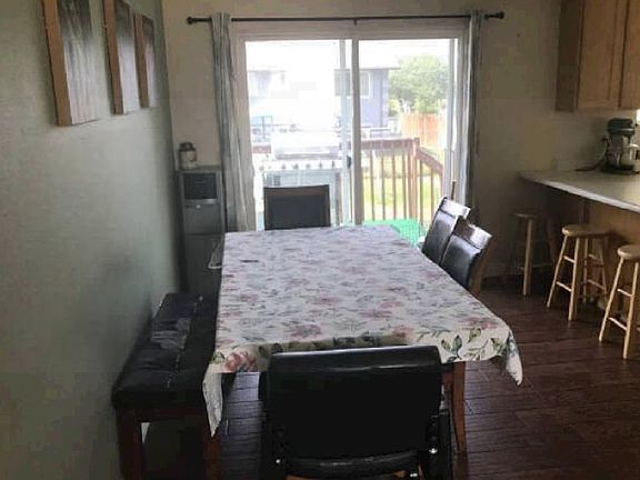 4th image of 1618 S Navajo St