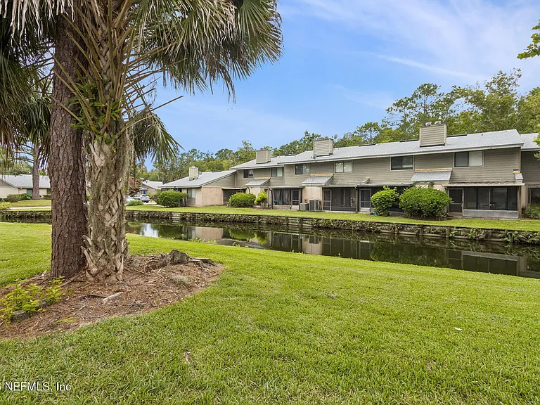 7623 Baymeadows Cir #2012 — Photo 32