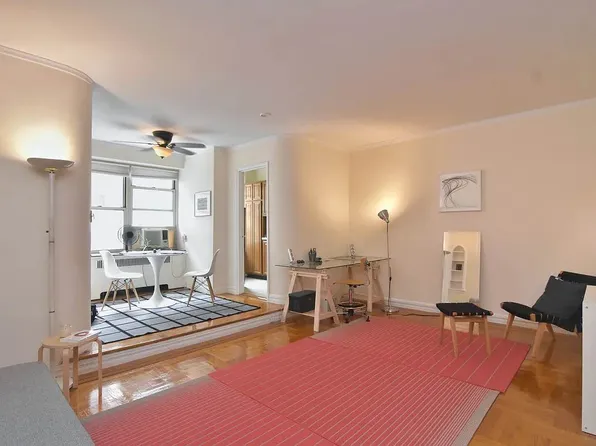 120 Bennett Avenue 6B image 1 of 8