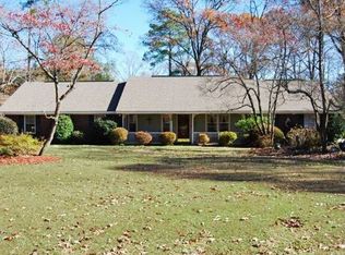 308 Smoke Rise Dr, Warner Robins, GA 31088