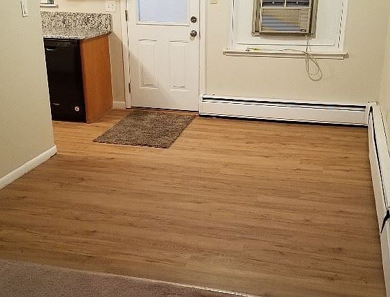 4th image of 3203 Benjamin Ave Unit 7-1