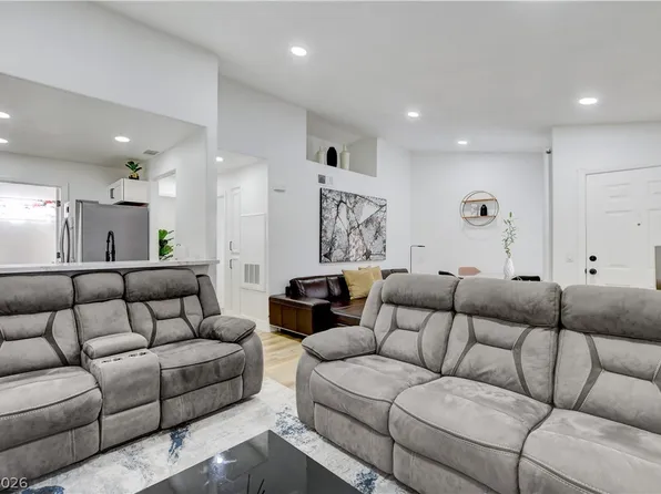 1800 Edmond St Unit 223, Las Vegas, NV 89146