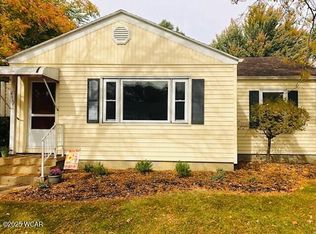 408 E State St, Botkins, OH 45306