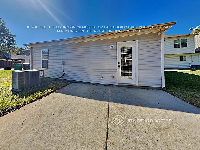 2718 Meadow Knoll Dr — Photo 18