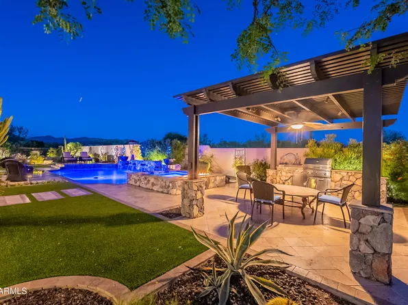 8563 E TUMBLEWEED Drive, Scottsdale, AZ 85266