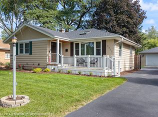 5431 Florence Ave, Downers Grove, IL 60515