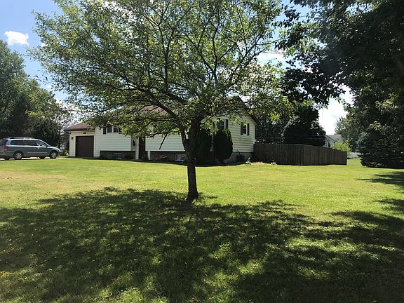 4th image of 505 N Barron St