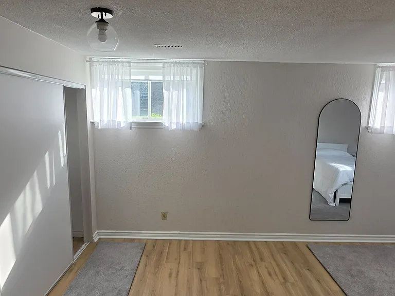 110 Milton St #LOWER LEVEL — Photo 22