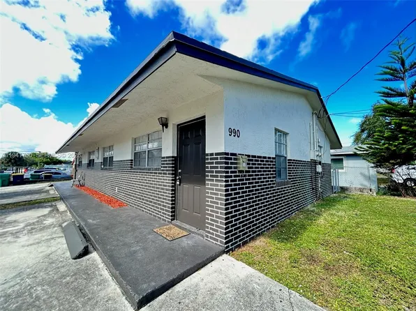 990 Phippen Waiters Rd, Dania, FL 33004