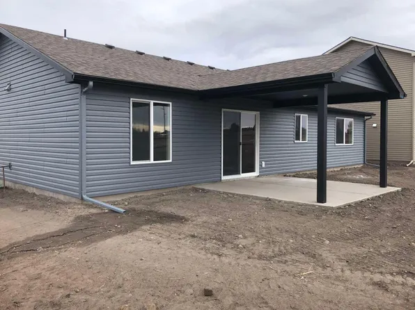 10615 W Salmonberry Rd, Cheney, WA 99004