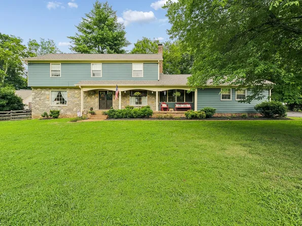 178 Meadowlake Dr, Hendersonville, TN 37075