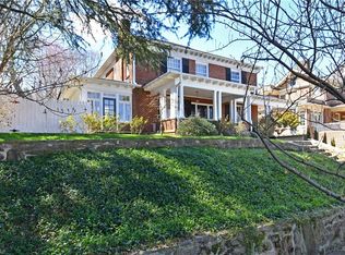 206 N Hawthorne Rd, Winston Salem, NC 27104