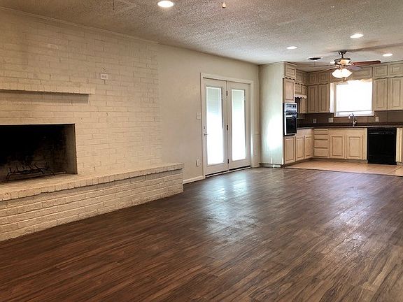 5th image of 9 Jo Ann Cir