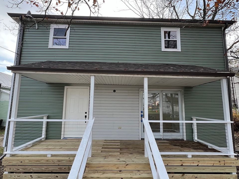 Front view of 212 Wall Street #1/2