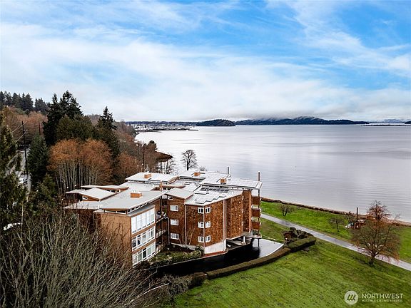 3rd image of 4501 Fidalgo Bay Road #1002