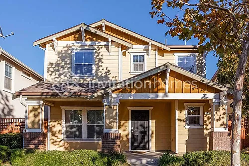 3043 Roadrunner Dr Photo 1