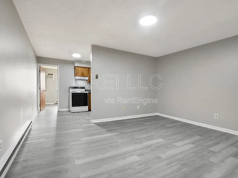 176 Thistlewood Ave #15 — Photo 3