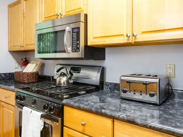 626 West 138th Street image 4 of 17