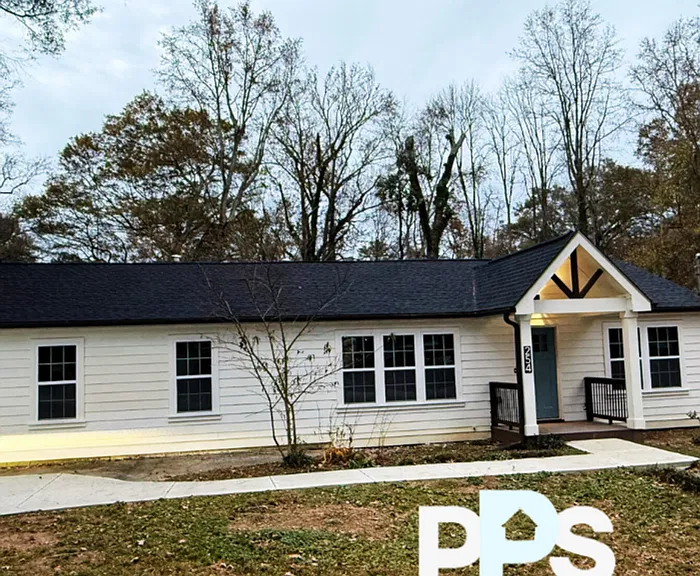 254 Carruth Dr SE — Photo 40