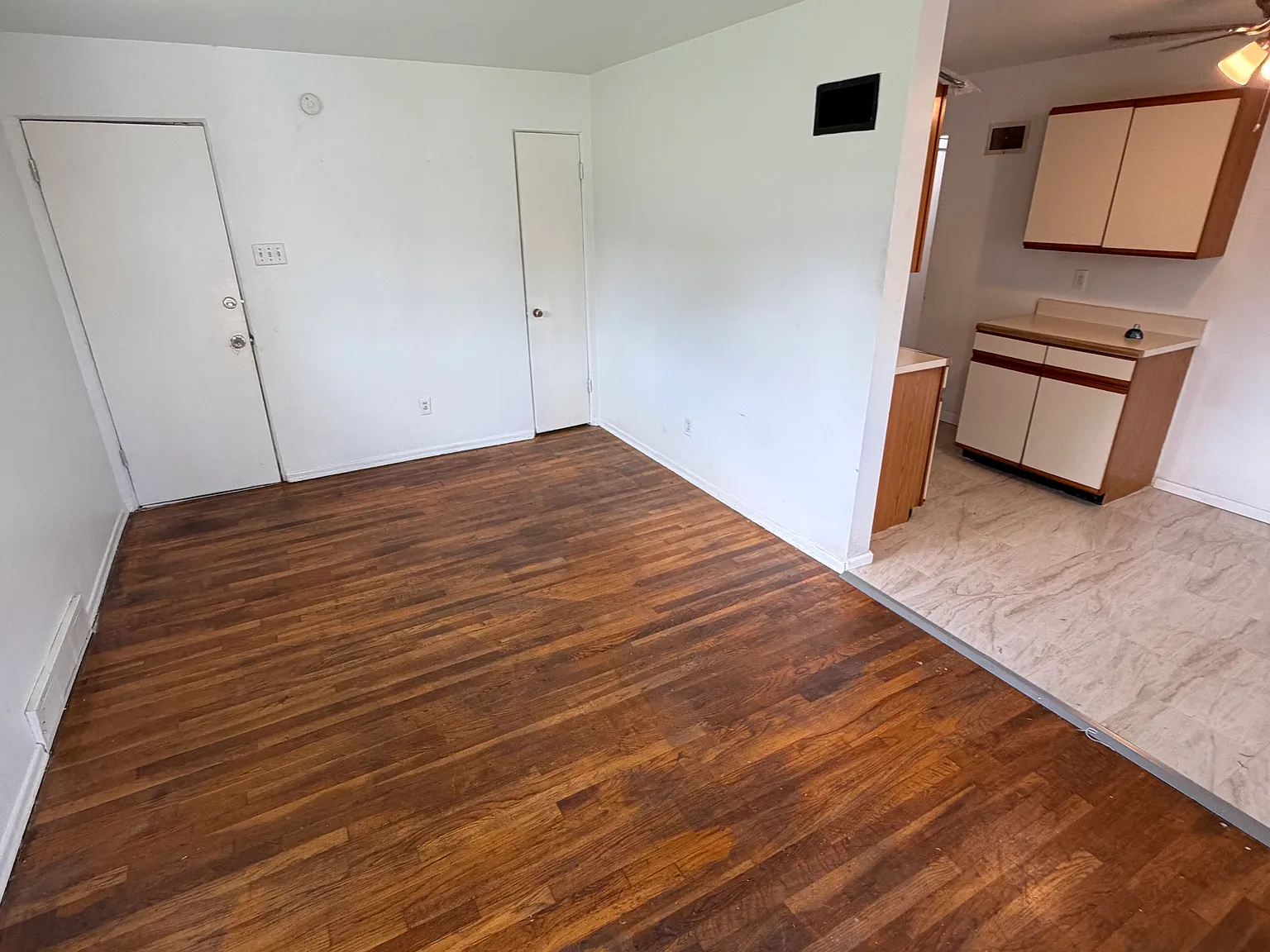1 bed, 700 sqft, $685 — Photo 2