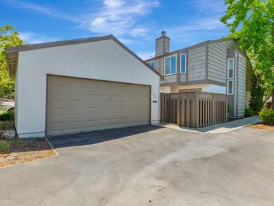 856 Erickson Ln, Foster City, CA, 94404