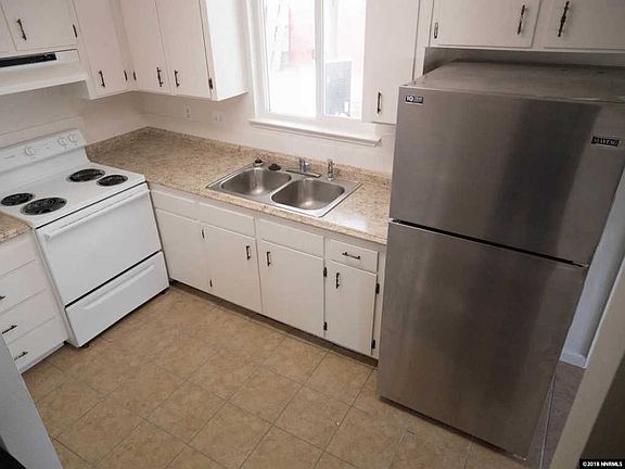 5th image of 2420 Lewis Dr