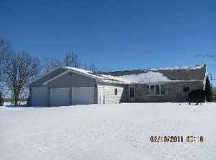 9531 Morgan River Rd, Oconto Falls, WI 54154