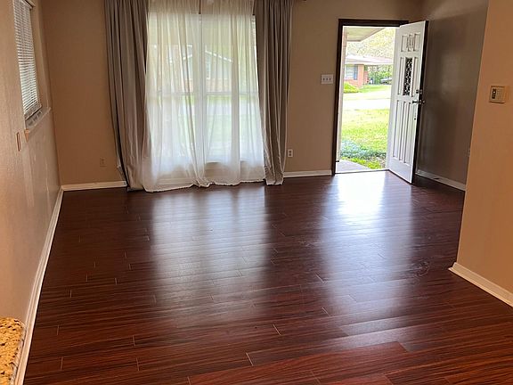 4th image of 644 Highland Park Dr