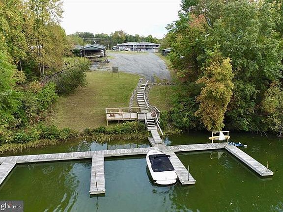 5th image of 13705 Anna Point Ln #1